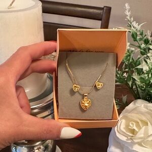 Elegant Gold Heart Jewelry Set